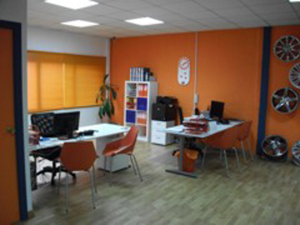 Top Llantas, Autom�viles