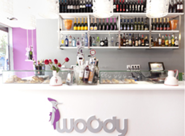 Woody Gourmet, Hosteler�a