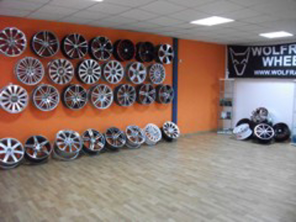 Top Llantas, Autom�viles