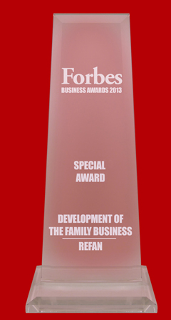 Premio Forbes al mejor negocio familiar para la franquicia Refan