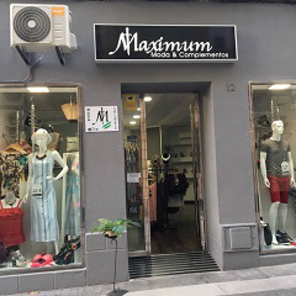 Franquicia Maximum 12 € Franquicia Maximum 12 €