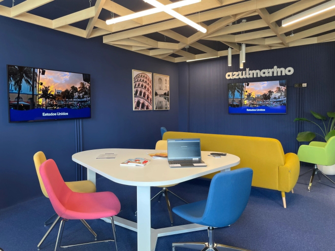 Franquicia Azul Marino