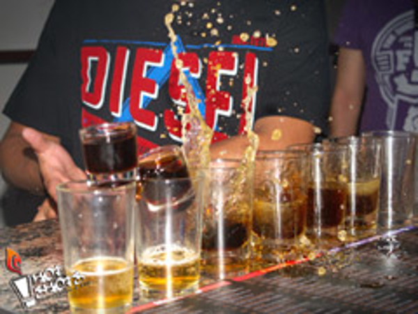 Franquicia Chupiterías Hot Shots Franquicia Chupiterías Hot Shots