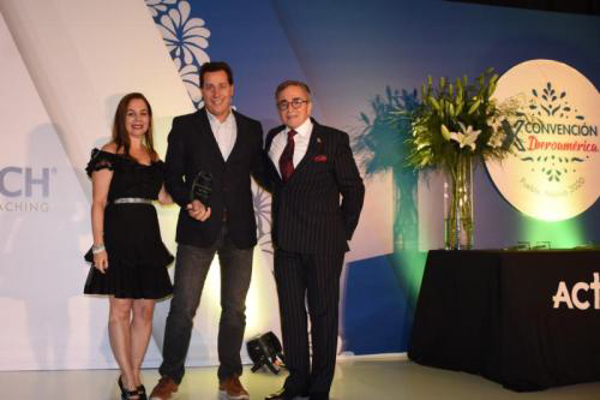 Franquicia ActionCOACH premia y reconoce el rápido crecimiento de sus socios
