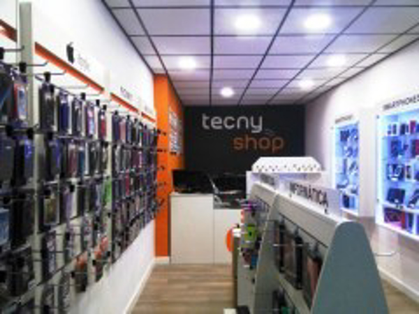 Nueva apertura Tecnyshop Palencia