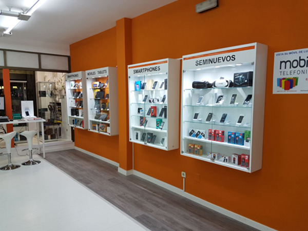 Tecnyshop celebra la bienvenida del 2019 con una nueva tienda en Reus
