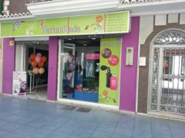 ENTREVISTA A LA FRANQUICIADA DE PERFUMHADA EN TORRE DEL MAR