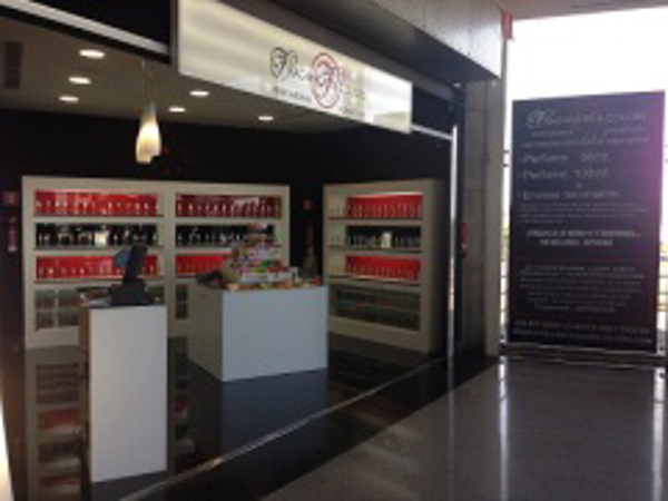 Fragances & colors inagura nueva tienda nueva en Canals !!!!