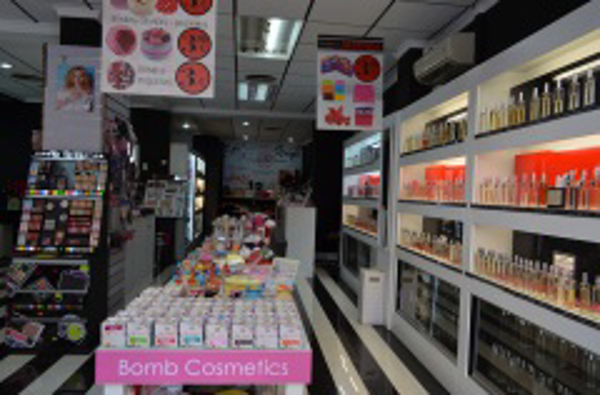 FRAGANCES & COLORS PREMIA TU CONFIANZA