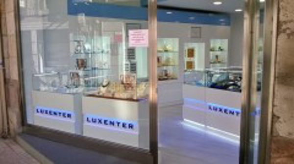 Luxenter abre las puertas de su primera franquicia en España