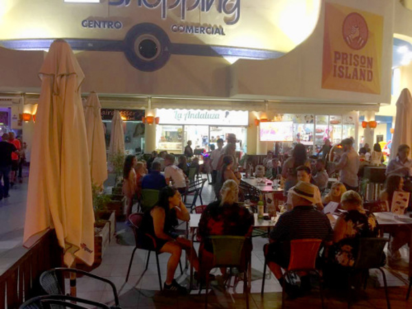 La Andaluza de Benalmádena un lugar ideal para disfrutar con el mejor sabor andaluz.