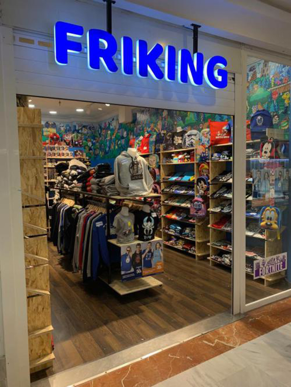 Friking inaugura tienda en el C.C. Bahia Sur