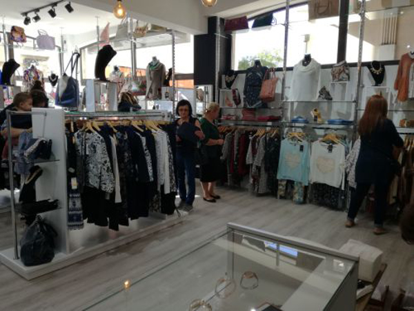 El Grupo MAXI DIEZ (Todo a 10 €) firma una nueva franquicia de su otra marca de precio único 12 € en Zaragoza capital.