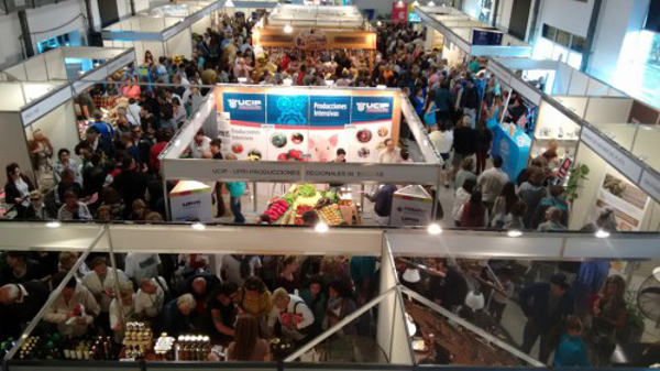La franquicia de telefonia Colourmobile presente en Exposierra