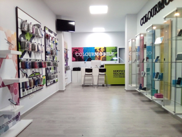 La cadena de tienda COLOURMOBILE sigue creciendo y lanza un nueva promoción