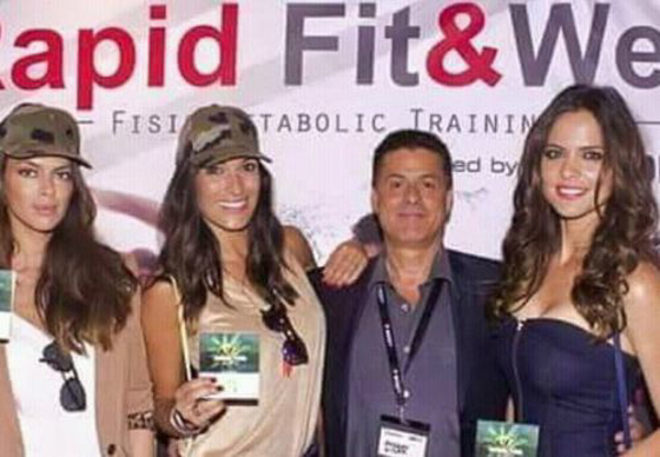 Rapid Fit Well lanza el SEMS desde tu sofa camilla sin esfuerzo para estar en forma sesiones de 25 minutos