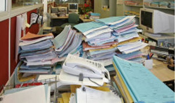 Consulcom finaliza la digitalización de 178.000 documentos del despacho de abogados, Limón Segarra y Asociados, SL
