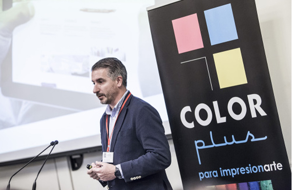 COMERCIAL DEL SUR EN LA CONVENCION DE COLOR PLUS