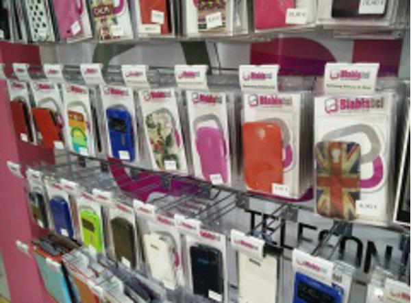 Blablatel Telefonía Inteligente sorprende al mercado con su 3x2 en accesorios