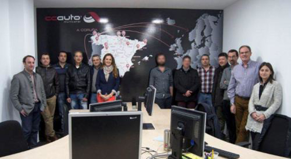 Reunión en Abril con los Asociados actuales en las oficinas Centrales de A Coruña