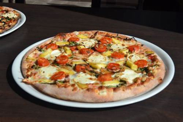 Pizzerías Carlos consigue la mejor pizza sin gluten del mercado