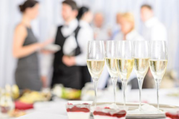 La Franquicia Ujoby sacara próximamente el manual de Eventos y protocolo para que sus franquiciados potencien el networking