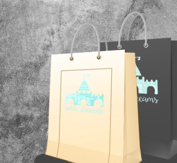 Ultima tus compras con la moda infantil de Petit Dreams