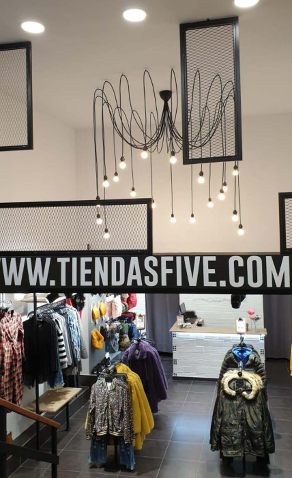 Inauguración tiendas Five en Leganés