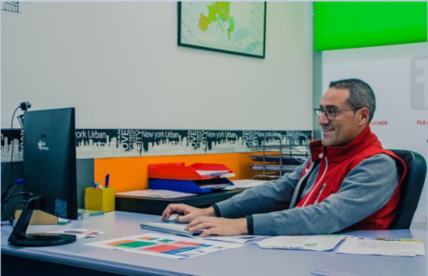 Entrevista al Gerente de la Franquicia de Idiomas Alas School
