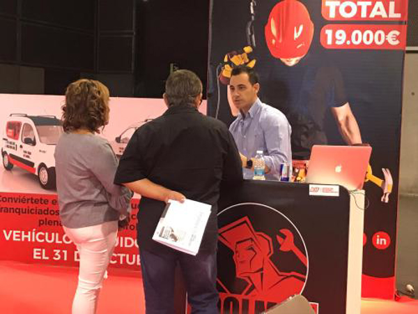 TOOLMAN, LA MEJOR FRANQUICIA DEL SECTOR DE LAS REFORMAS OS DESEA FELICES FIESTAS Y UN NUEVO AÑO LLENO DE PROYECTOS REALIZADOS