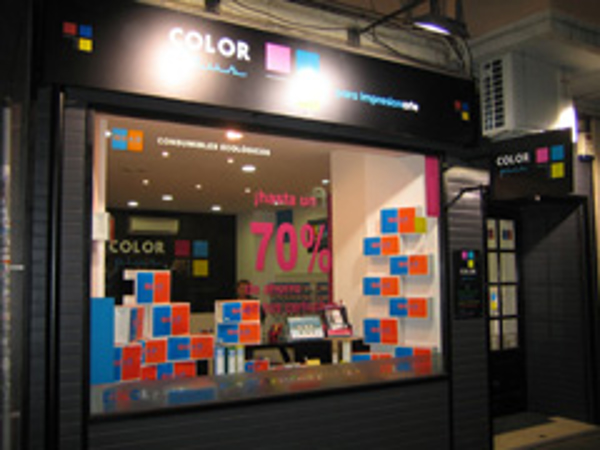 Color Plus suma una nueva franquicia en Alicante