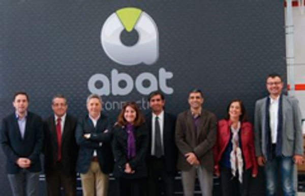 La Universidad de Alicante se interesa por las franquicias Abat Europa