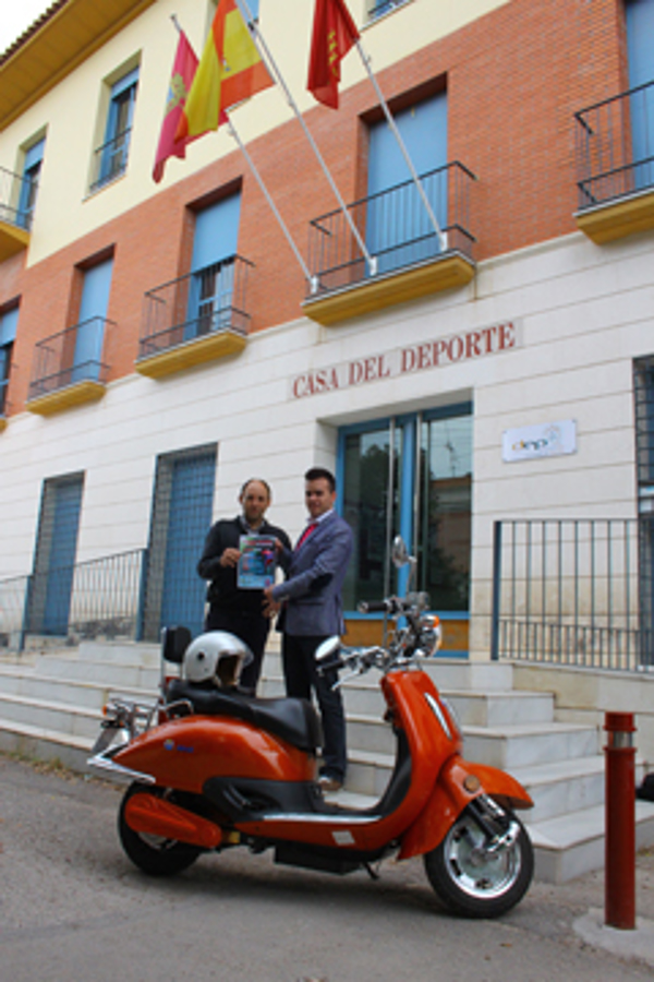 La red de franquicias Abat con la Marcha Solidaria a Lorca en Bicicleta 2013