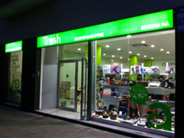 La franquicia TRASH Second Hand Store inaugura en Barbera del Valles