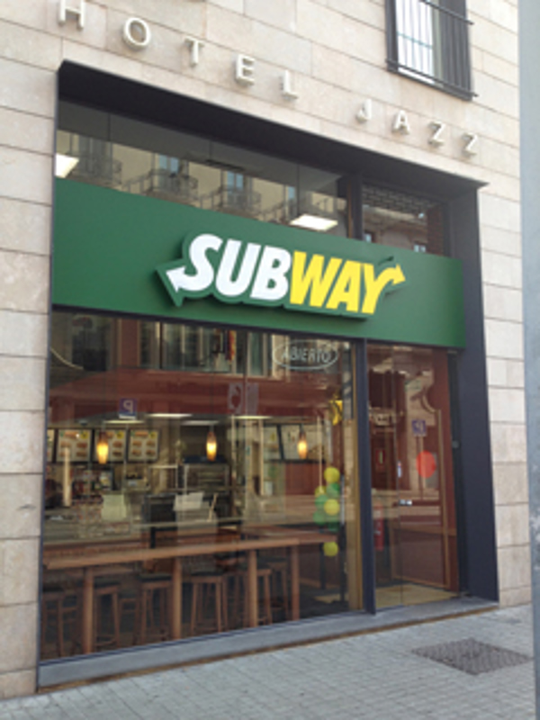 Subway® alcanza las 12 franquicias en Barcelona 