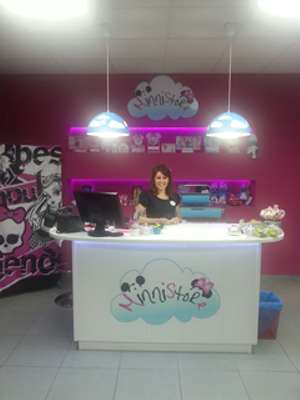 MinniStore inaugura nueva franquicia en Burela, Lugo