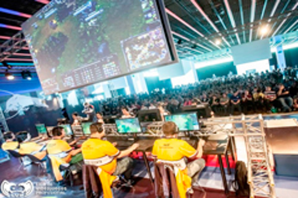 La franquicia PCBOX muestra lo último en gaming en la Final Cup 5 de la LVP
