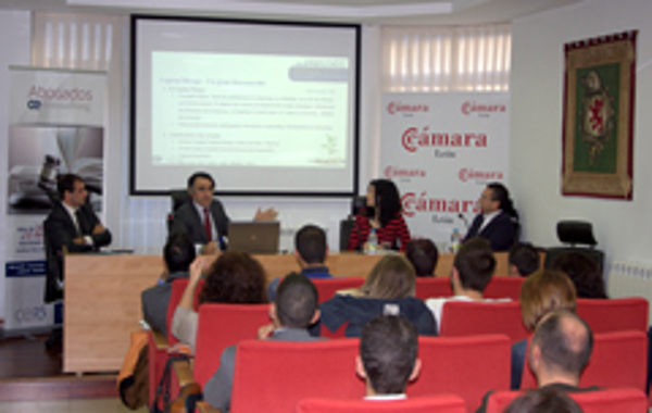La franquicia CE Consulting y Cámara de Comercio exponen a PyMES alternativas de financiación para su empresa