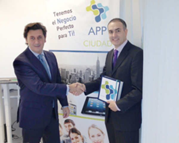 App Ciudad inaugura su nueva franquicia en Santiago de Compostela