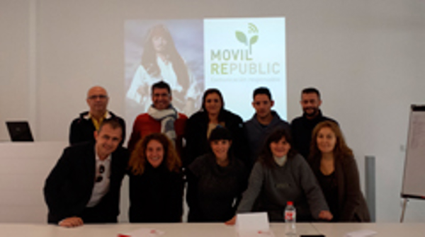 Finaliza el curso de formación de la franquicia MovilRepublic