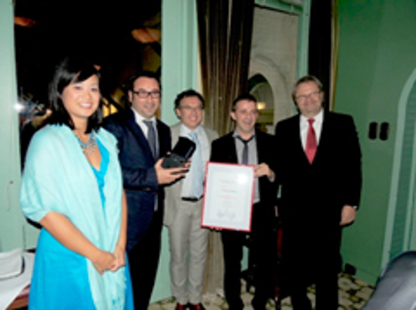 La red de franquicias Berolina España recibe el premio al mejor Europartner 2013