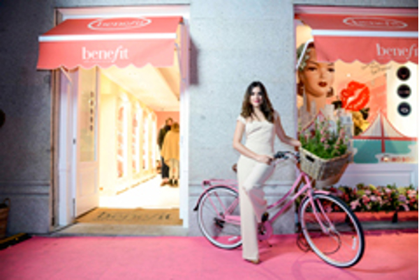 La franquicia In Bicycle We Trust colaboró en la inauguración de Benefit SAN FRANCISCO 
