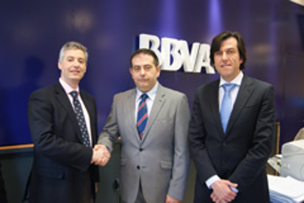 Las franquicias La Botica de los Perfumes y BBVA firman un acuerdo de colaboración