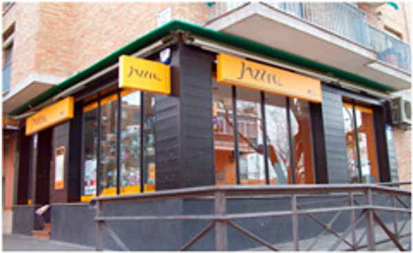 Las franquicias Jazztel by Top Móvil reducen su inversión inicial