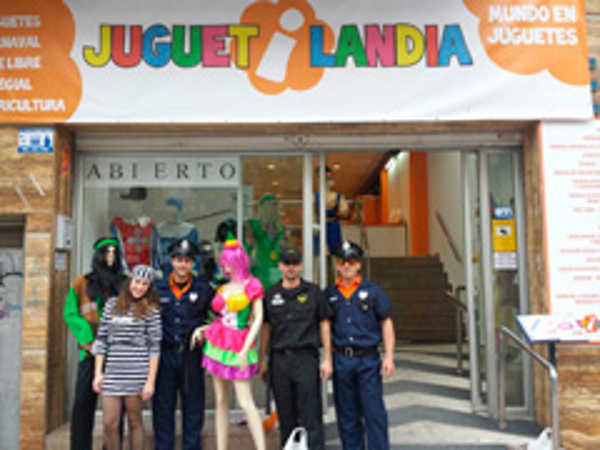 Disfraces todo el año en Juguetilandia