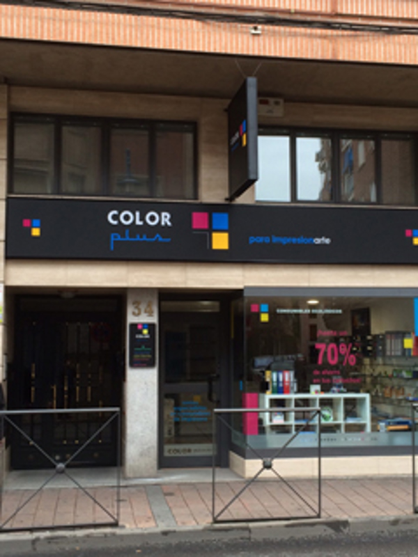 La franquicia Color Plus Talavera de la Reina abre sus puertas