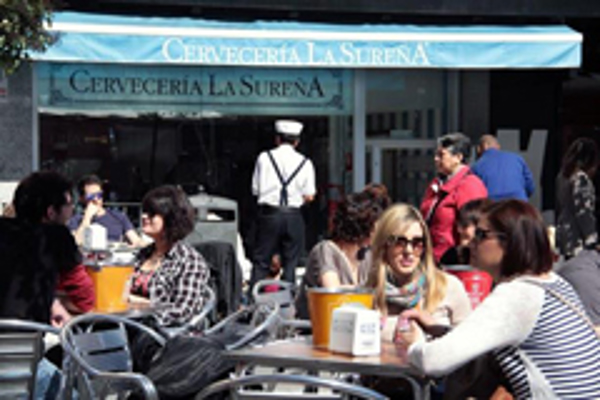 La red de franquicias Restalia amplía las prestaciones a sus franquiciados