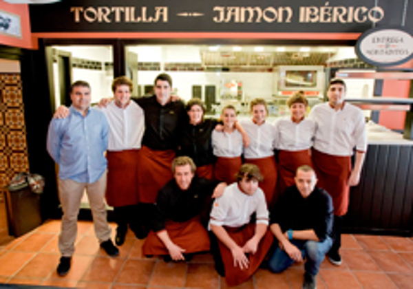 Una nueva franquicia 100 Montaditos abre en Irún