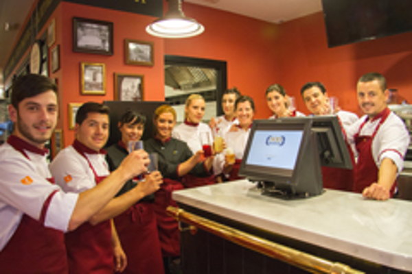 Una nueva franquicia 100 Montaditos abre en Granada