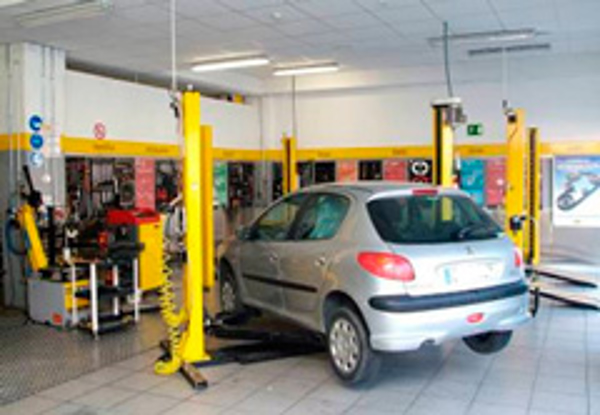Línea Directa y las franquicias Midas se asocian para ofrecer ahorro a sus clientes
